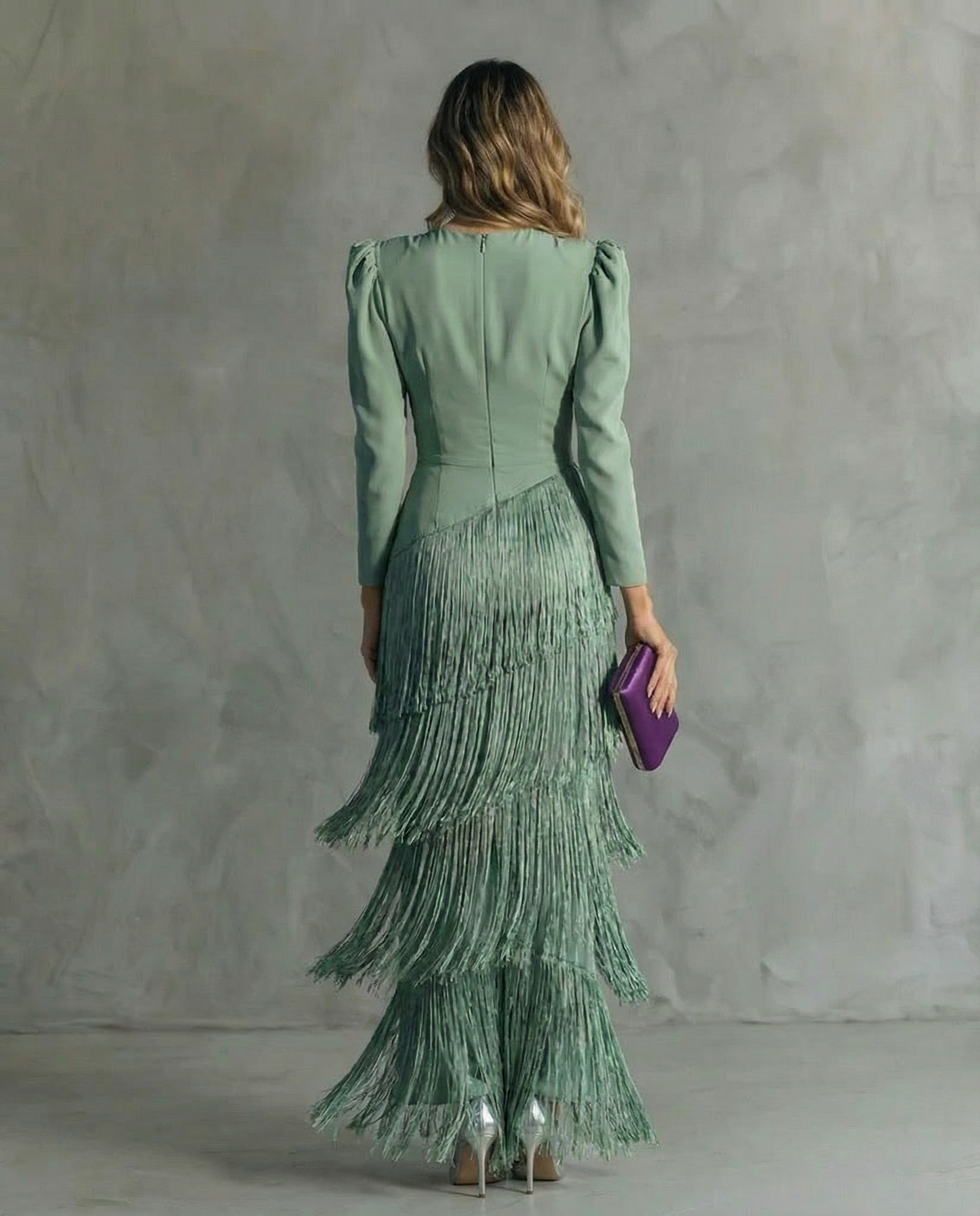 Clara™ | Elegant midi-kjole med frynser på ermene