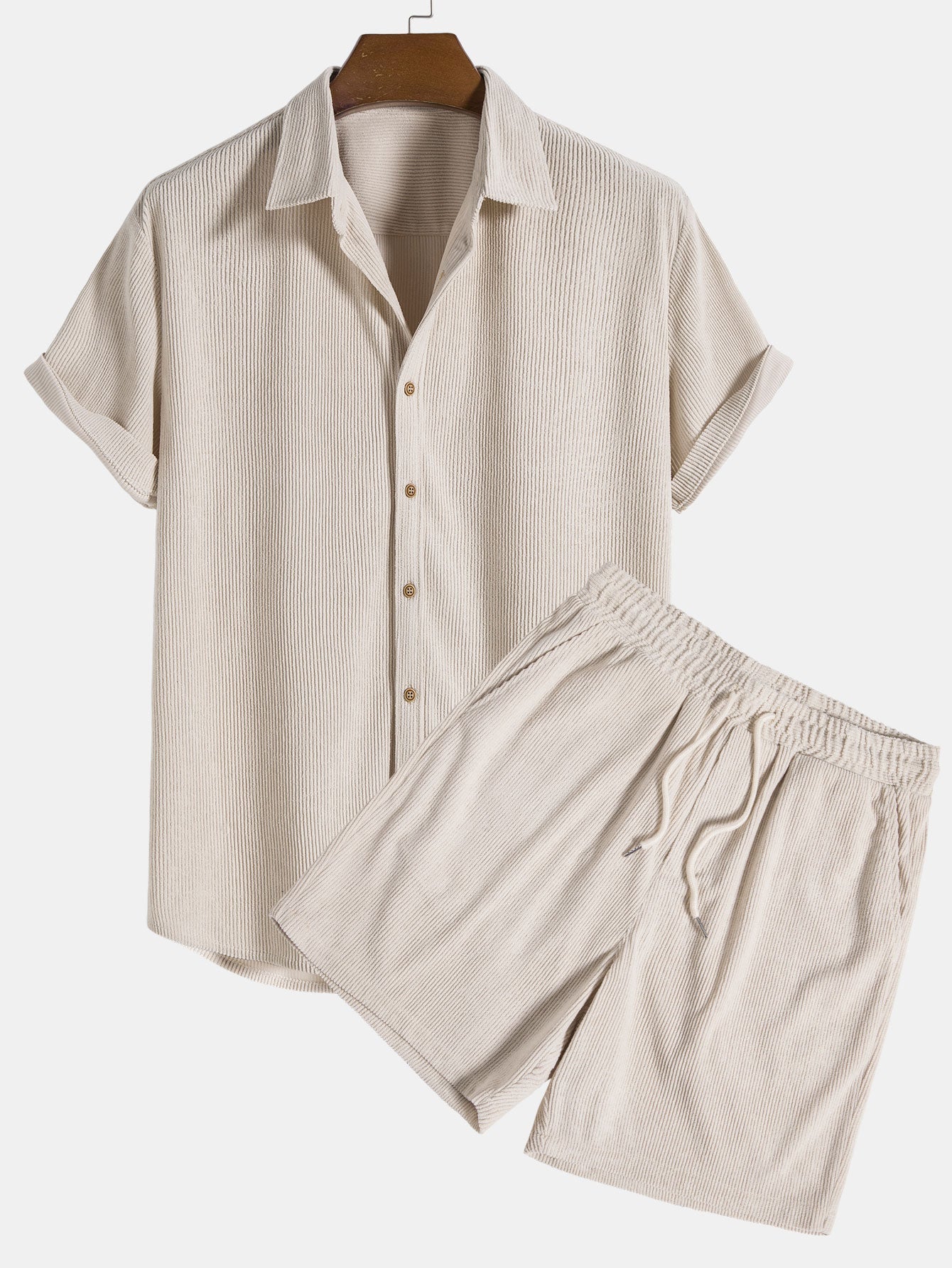 Kortermet cordfløyelskjorte med knapper og shorts