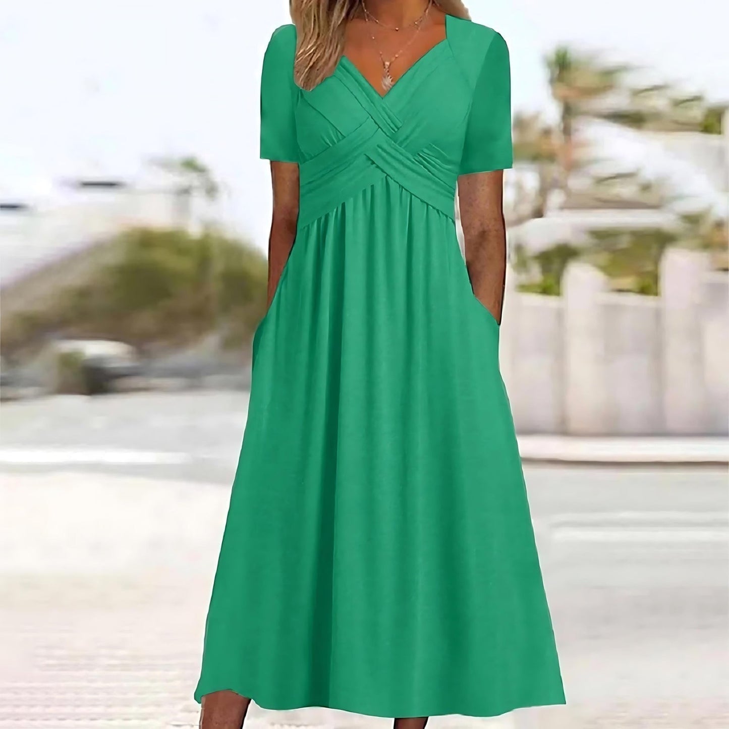 ISADORA | ELEGANT A-LINJE MIDI KJOLE