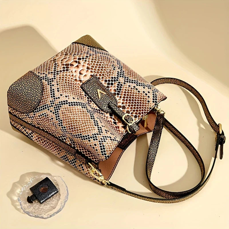 Addison™ - Elegant Slangeskinnveske
