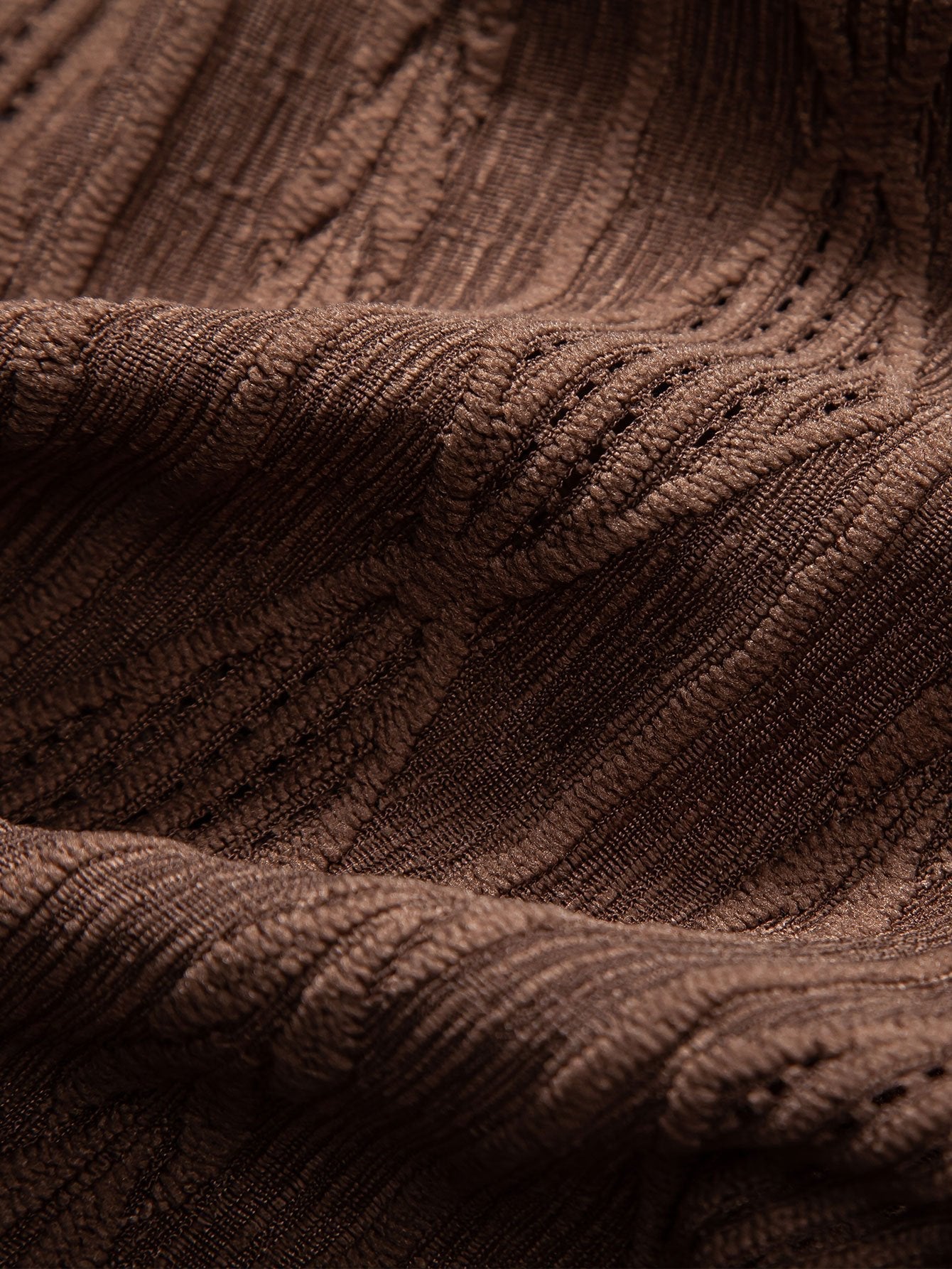 Geometrisk jacquard eyelet cubansk skjorte og krøllete tekstur trekksnor korte bukser